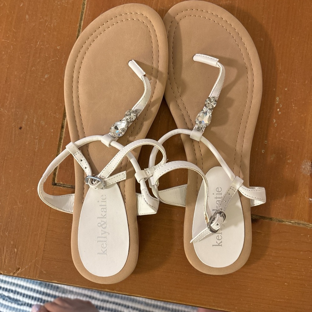 Kelly & Katie White Strappy Sandals